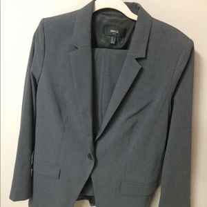 Mango suit top is L, pants are 6. Grey new